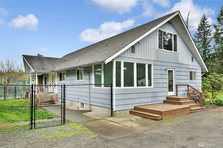 Property Photo: 100 E Libby Rd WA 98584