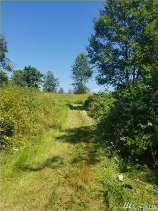 Property Photo:  22846 N Starbird Rd  WA 98274 