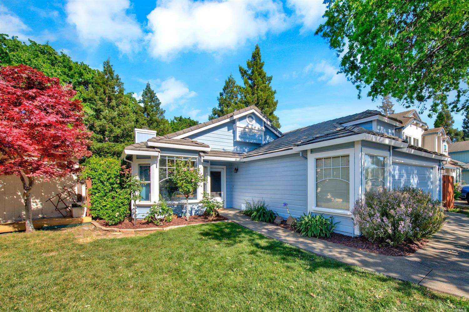 Property Photo:  403 Oak Valley Drive  CA 95687 