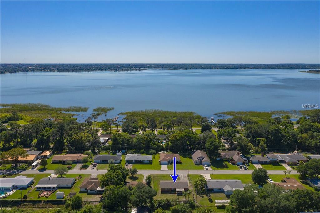 Property Photo:  1521 Stacy Drive  FL 33801 