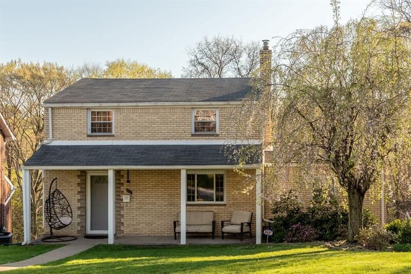 Property Photo:  917 Rita  PA 15221 