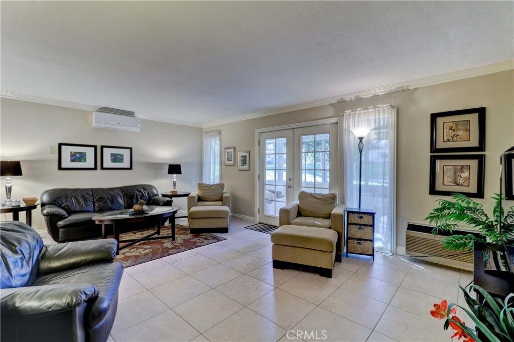 Property Photo:  92 Calle Aragon F  CA 92637 