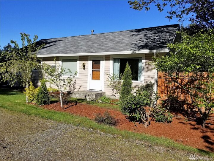 Property Photo: 10923 36th St E WA 98372