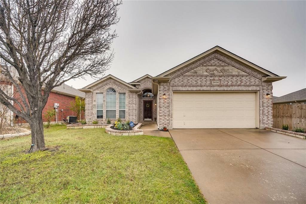 Property Photo:  2624 Silver Hill Drive  TX 76131 