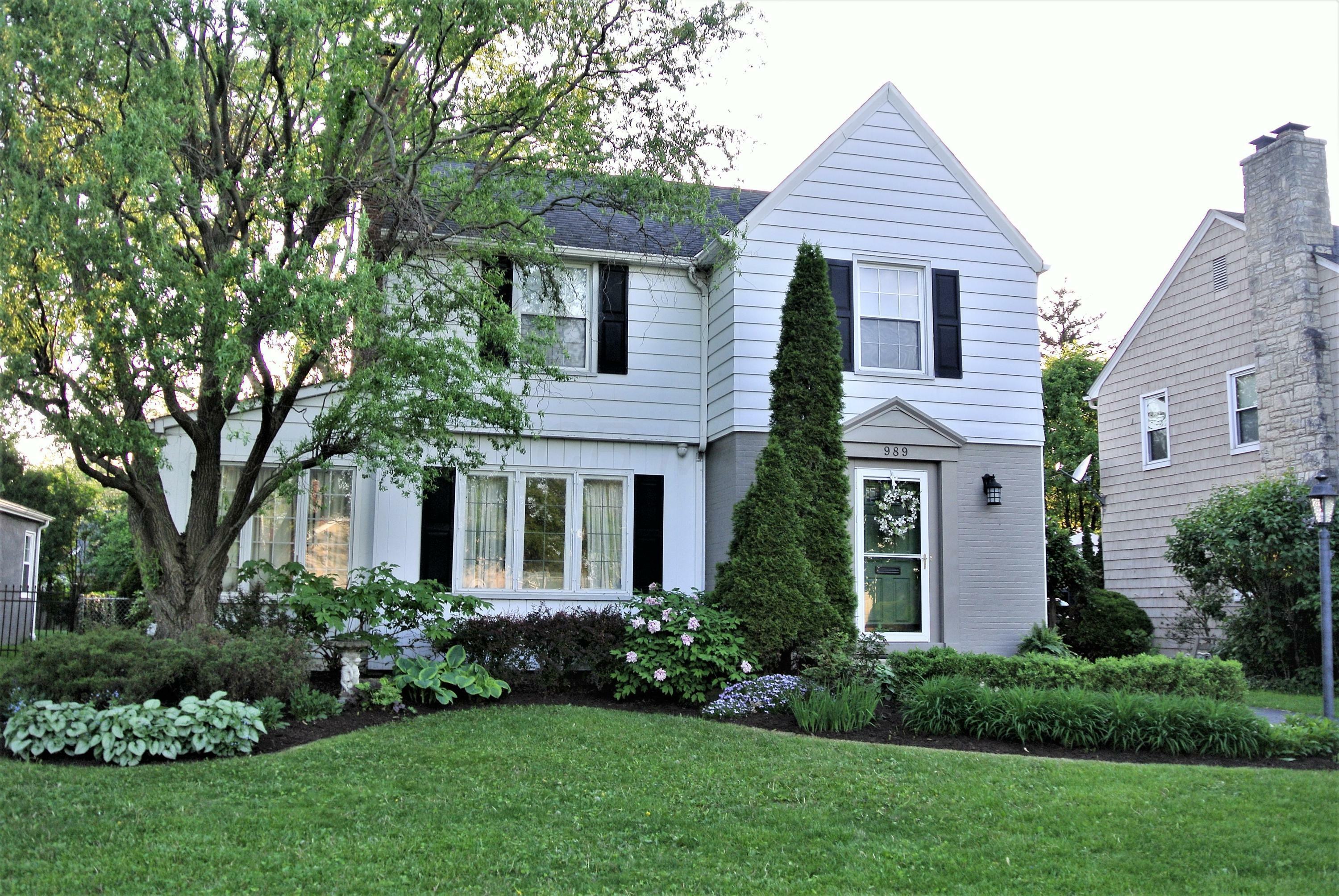 Property Photo: 989 Vernon Road OH 43209