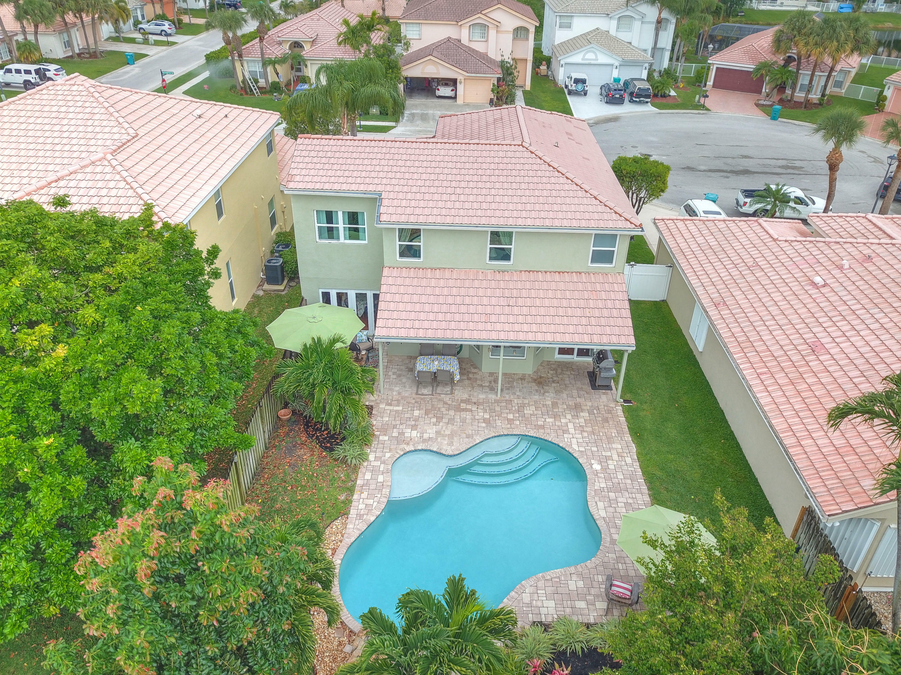 Property Photo: 7386 Southampton Terrace FL 33436