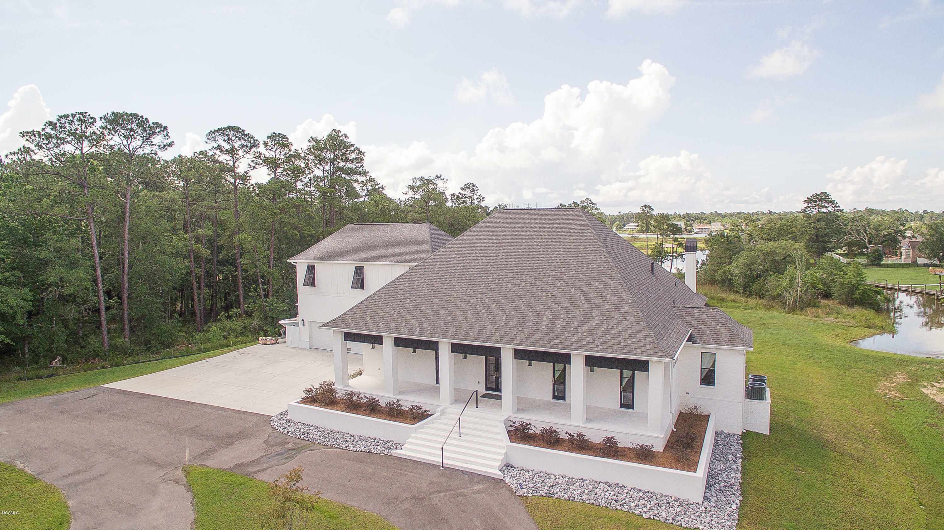 Property Photo:  10751 Plantation Lane  MS 39503 