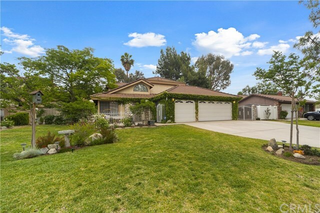 Property Photo:  1134 Crestsprings Lane  CA 92506 