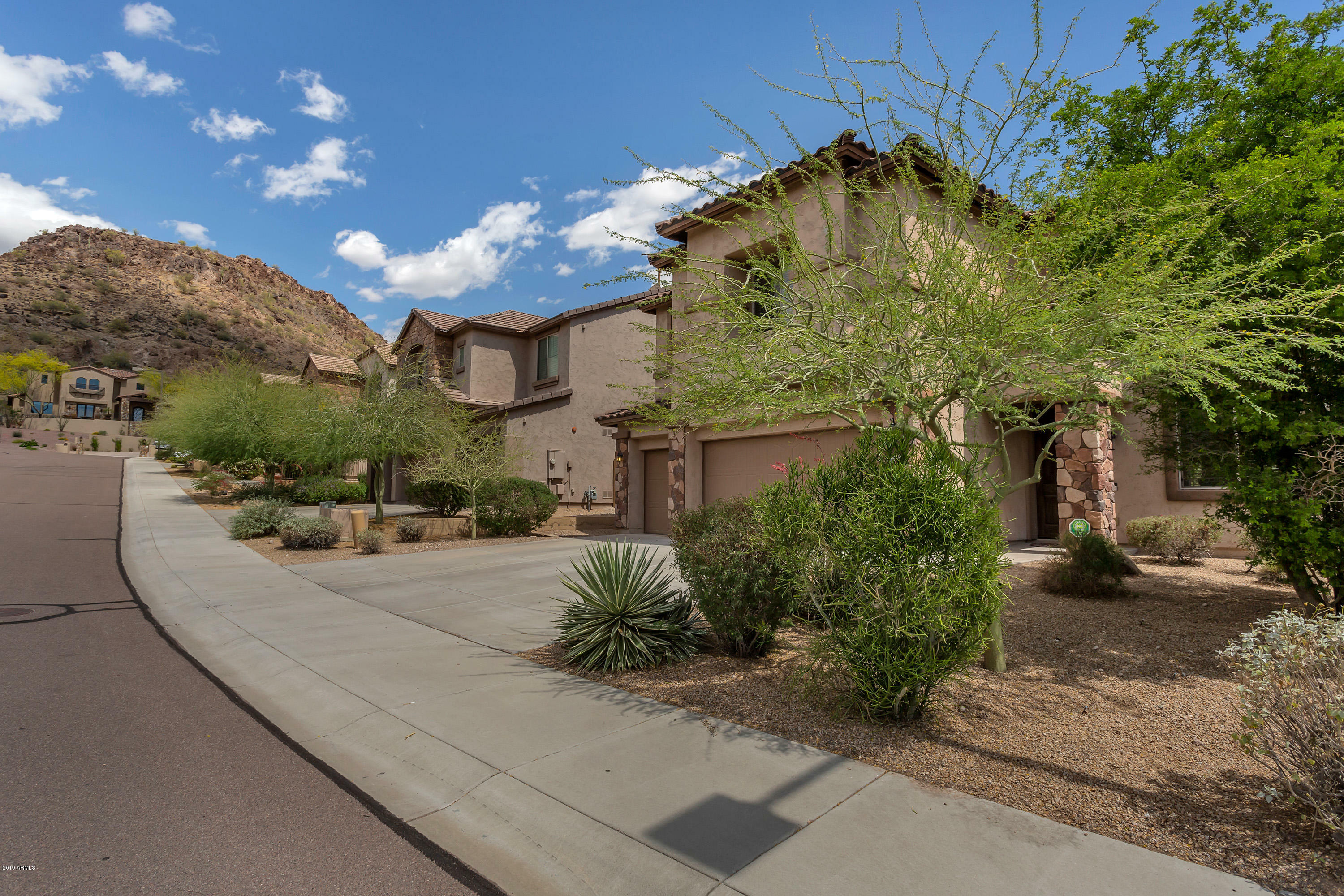 Property Photo:  8997 W Plum Road  AZ 85383 