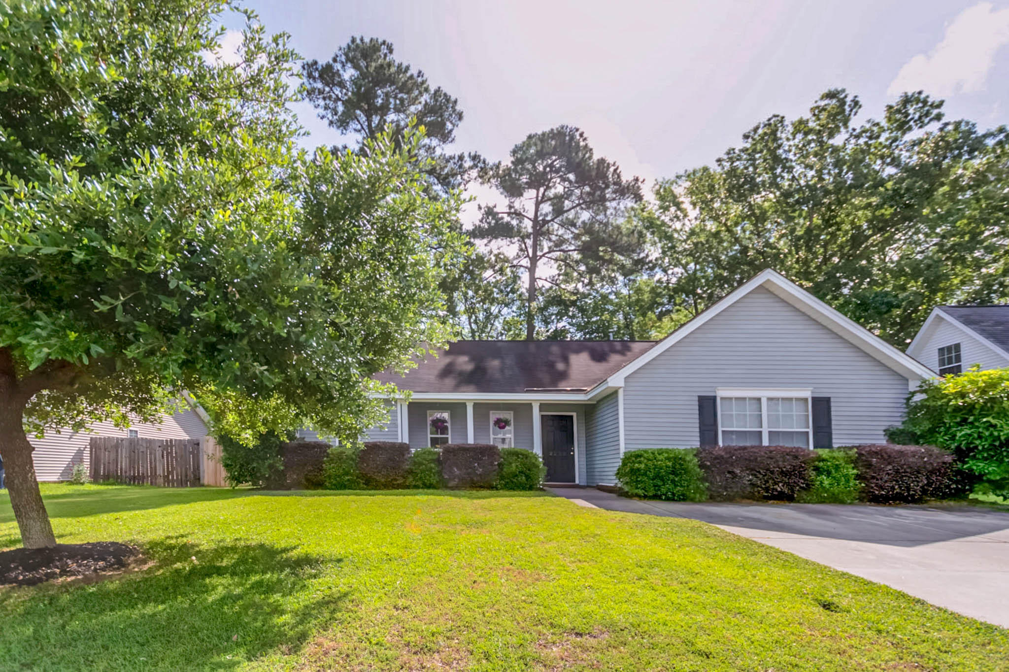 Property Photo: 2220 Sandtuck Circle SC 29483