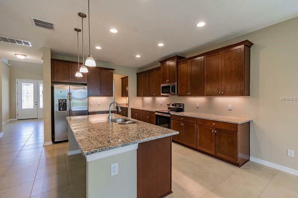 Property Photo:  11412 Leland Groves Drive  FL 33579 