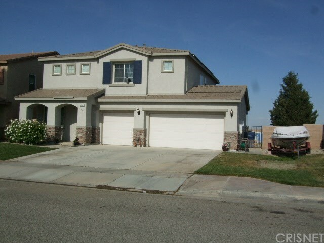 Property Photo:  43812 57th Street W  CA 93536 