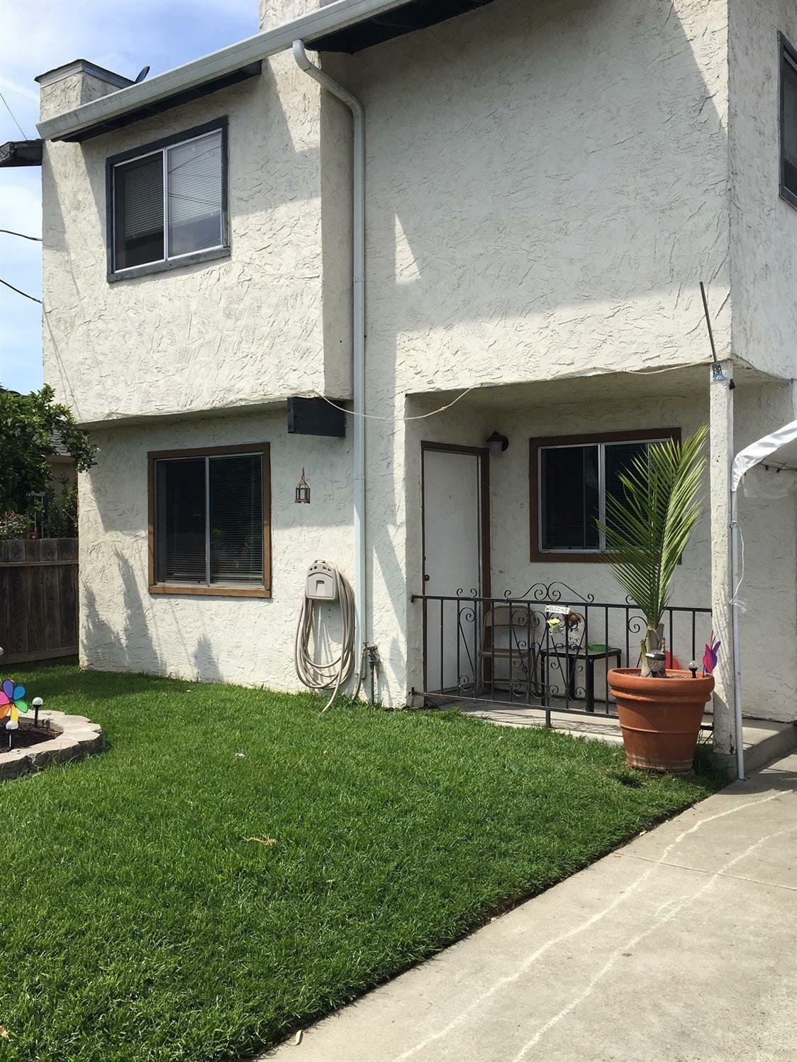 1623 Whitton Avenue  San Jose CA 95116 photo