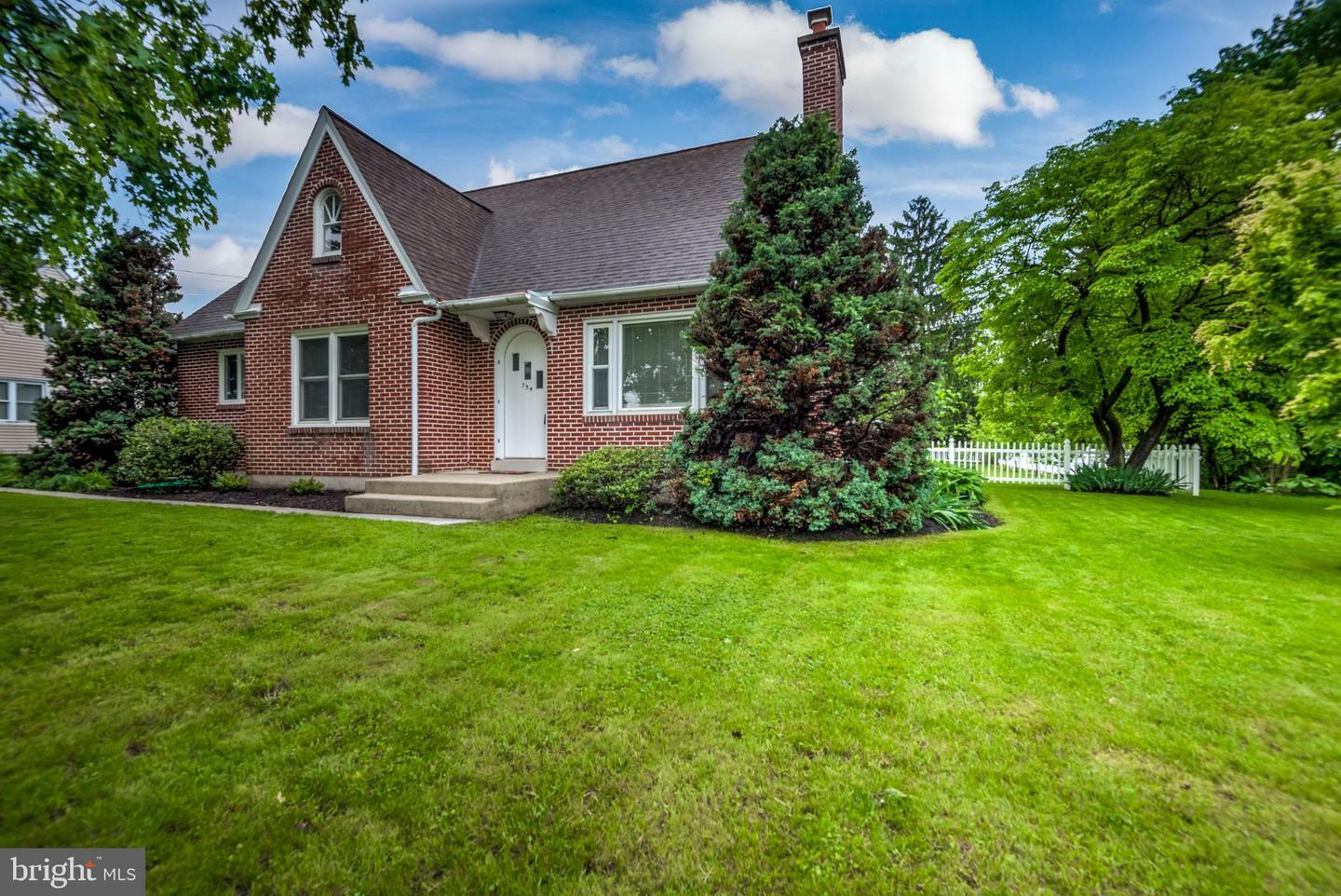 Property Photo: 754 Fishburn Road PA 17033