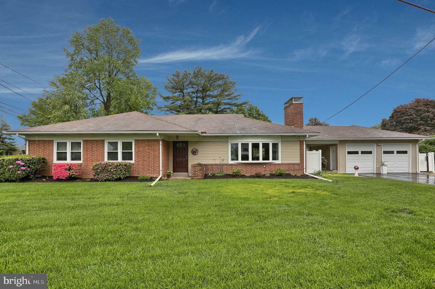 Property Photo: 506 Nottingham Place PA 17109