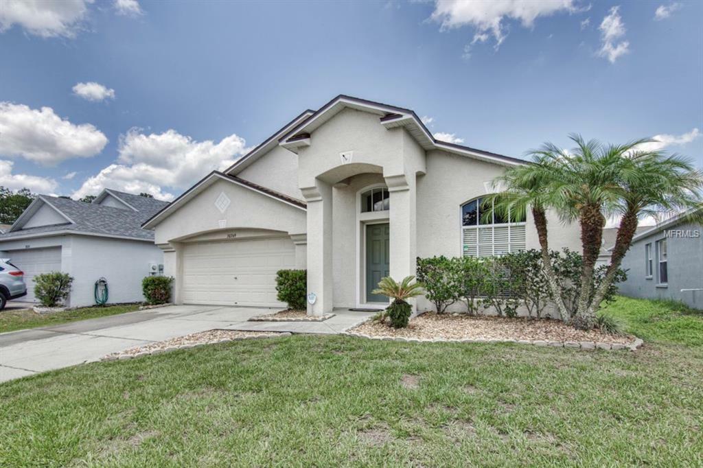 Property Photo:  30749 Birdhouse Drive  FL 33545 