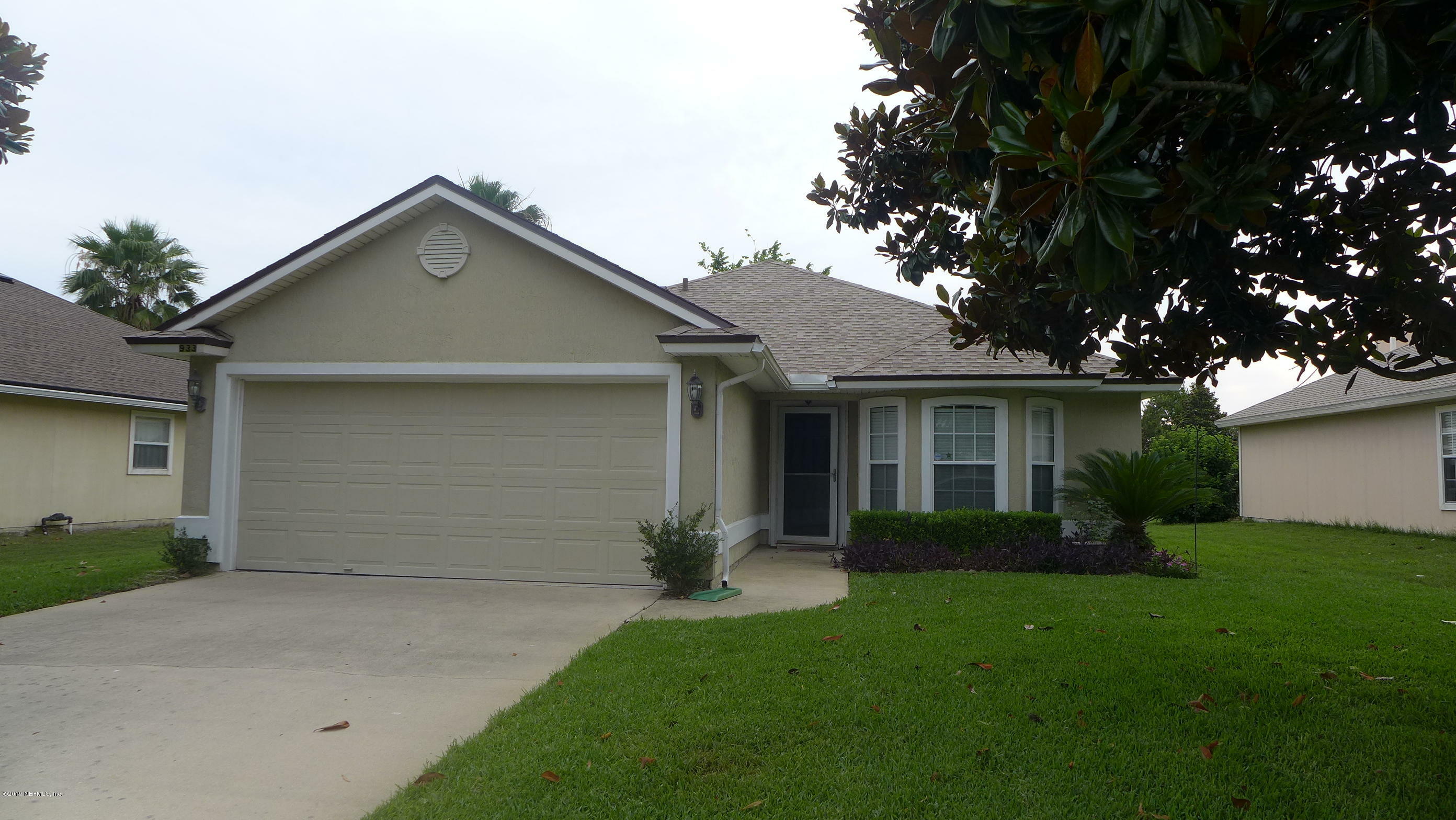 Property Photo:  933 Mackinaw Trail  FL 32092 