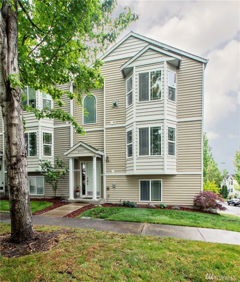 Property Photo:  8431 13th Ave SE  WA 98513 
