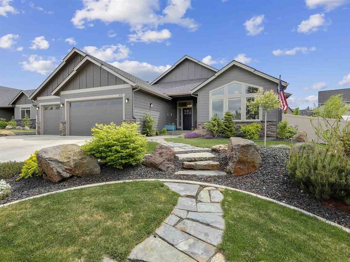 915 W Basalt Ridge Dr  Spokane WA 99224 photo