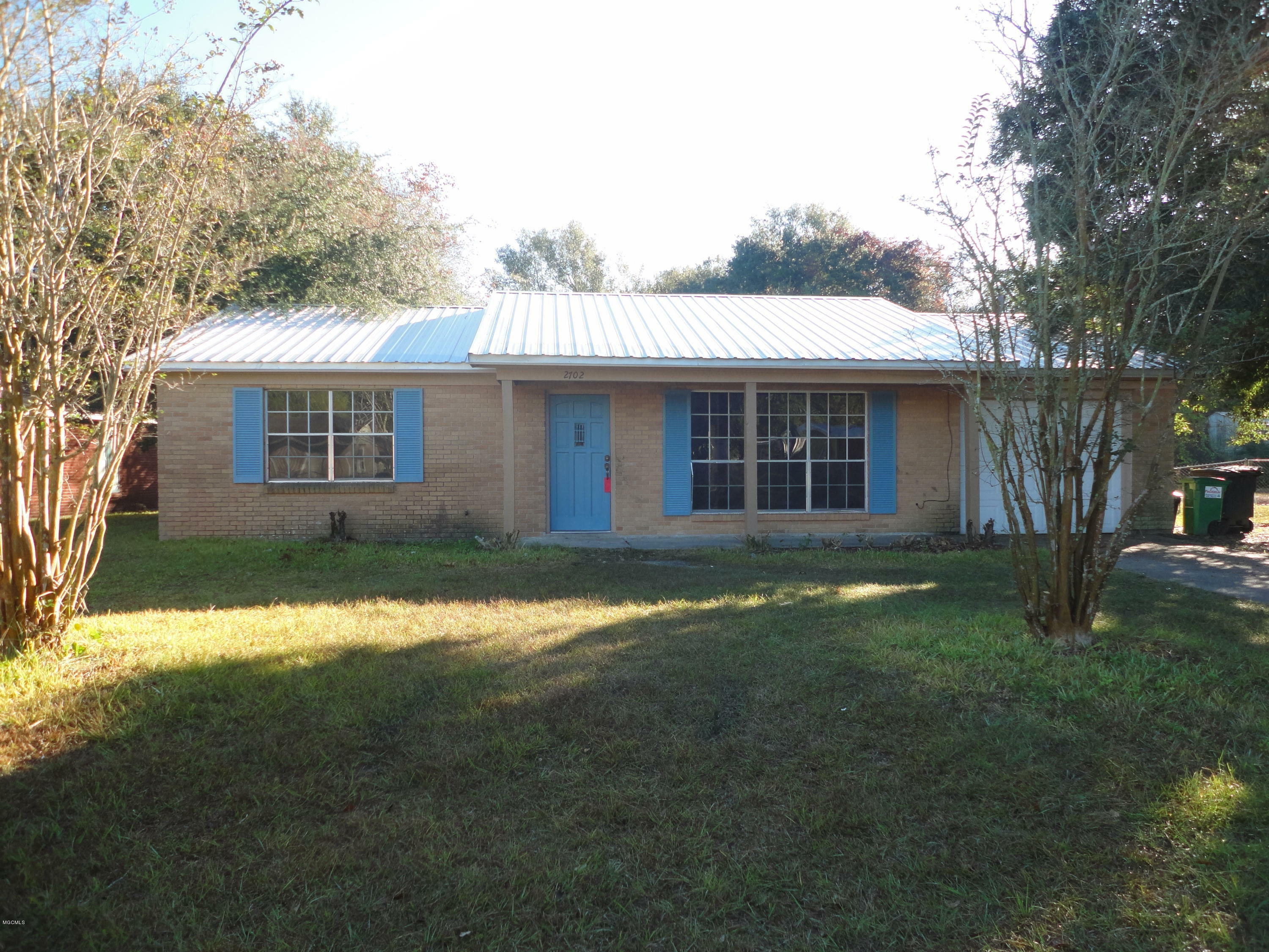 Property Photo:  2702 Pleasant Street  MS 39581 