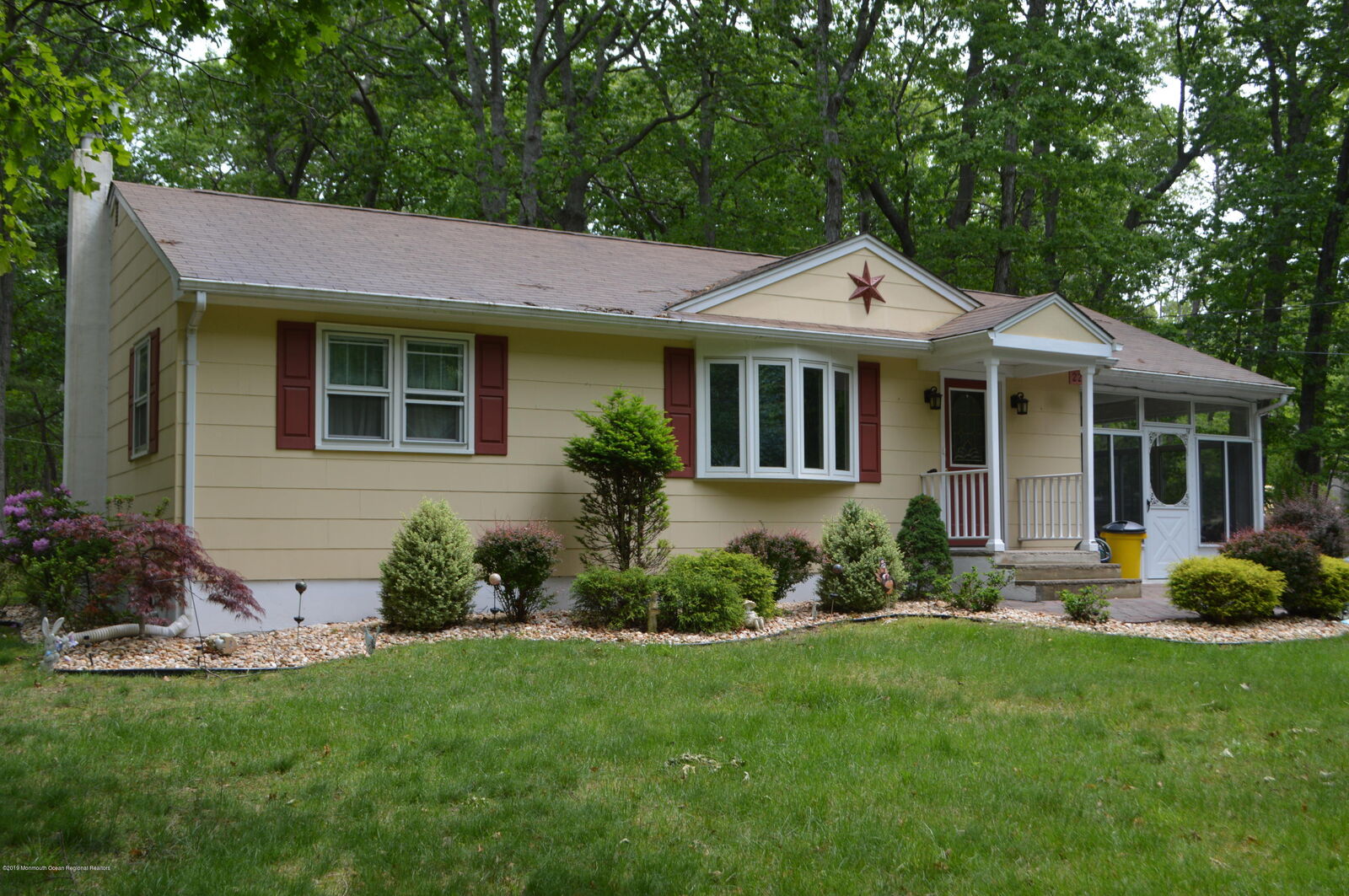Property Photo:  226 Delaware Trail  NJ 08527 