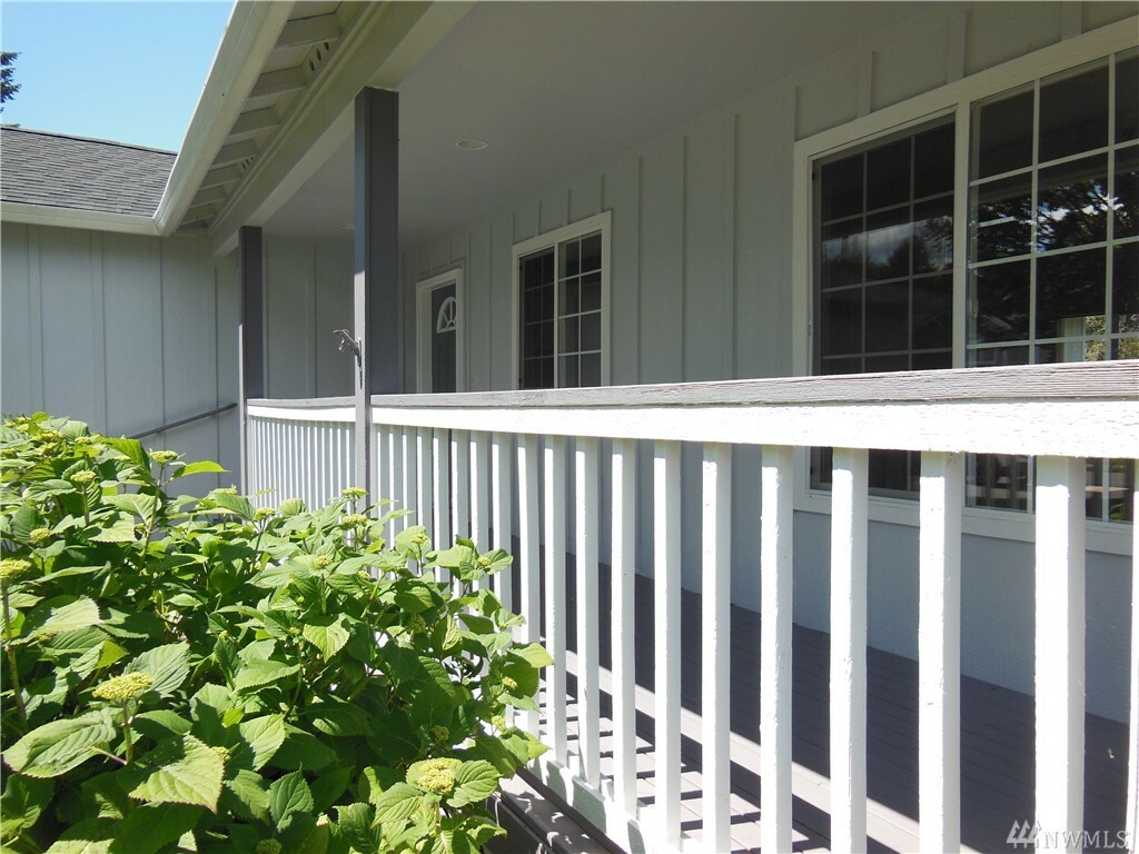 Property Photo: 1634 Bright Star Wy NE WA 98506