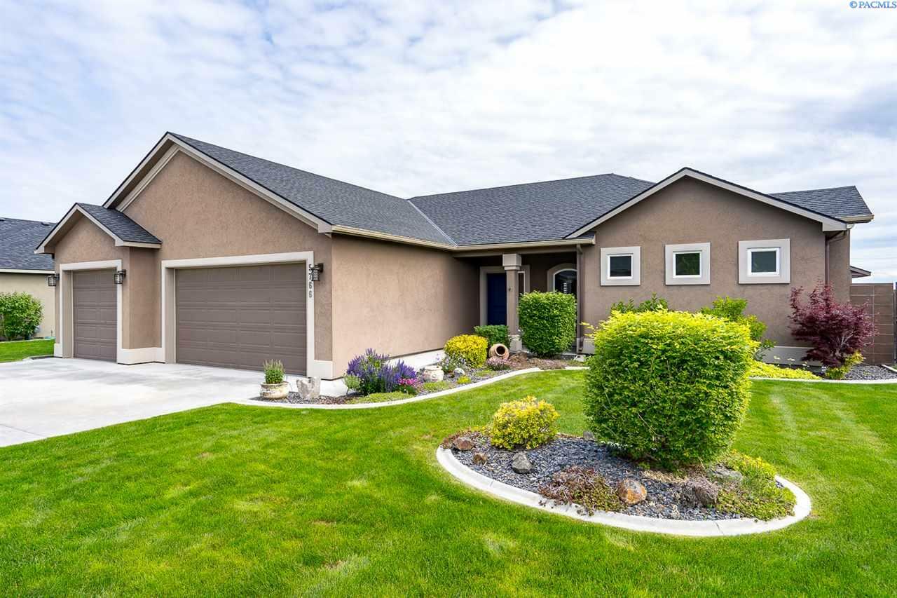 Property Photo:  5766 W 37th Place  WA 99337 