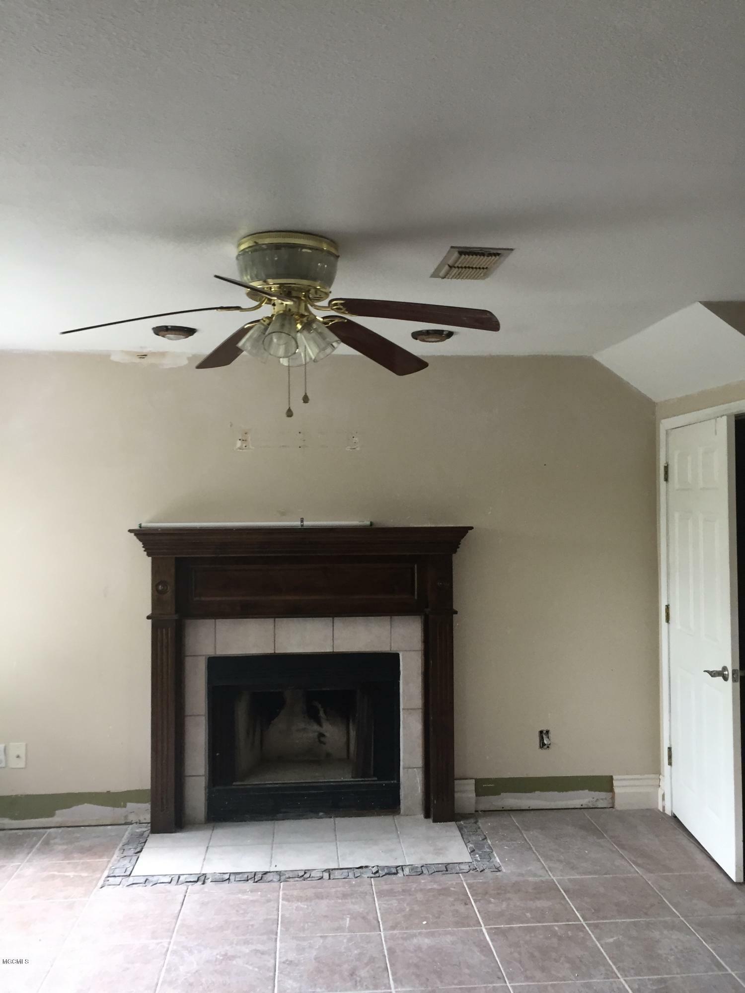 Property Photo: 17376 Marian Court MS 39574