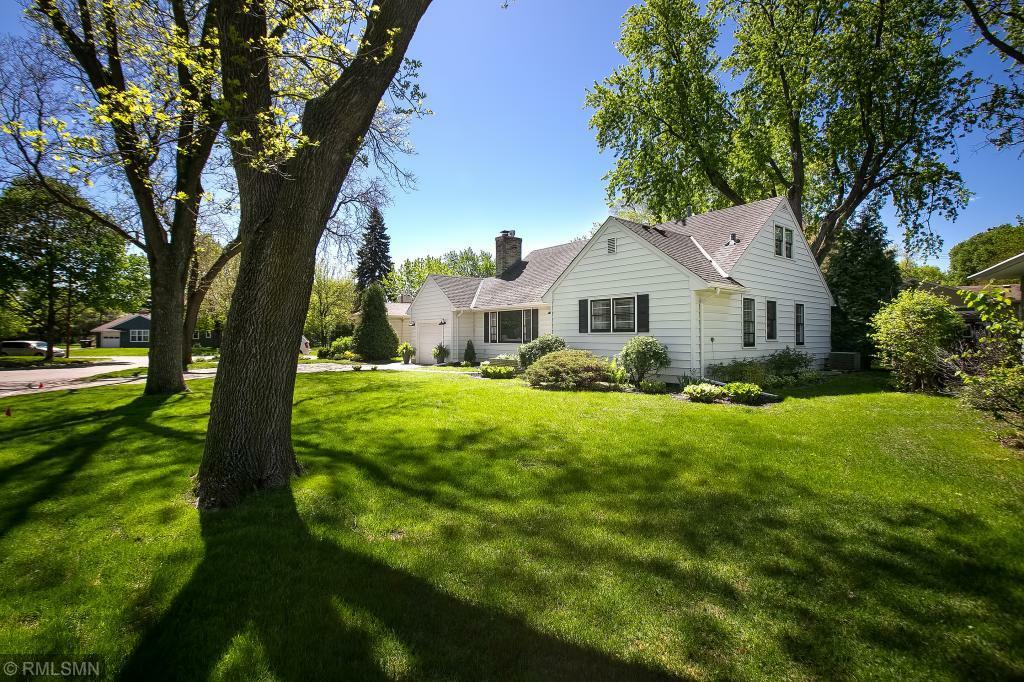 Property Photo:  336 Herman Terrace  MN 55343 