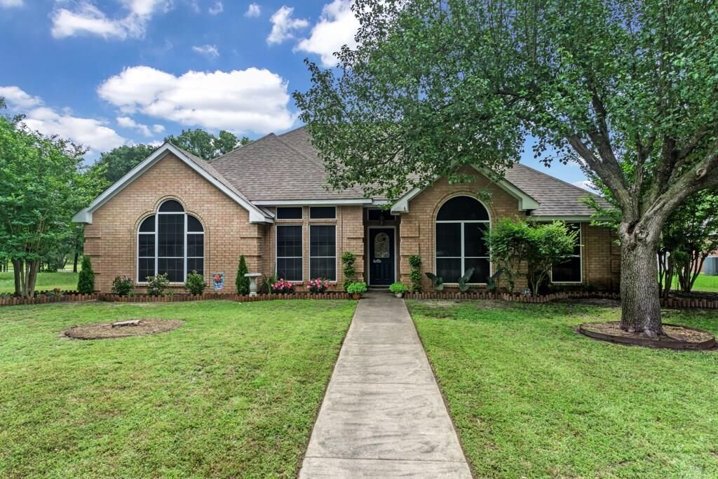 Property Photo: 11103 Trafalgar Drive TX 75402