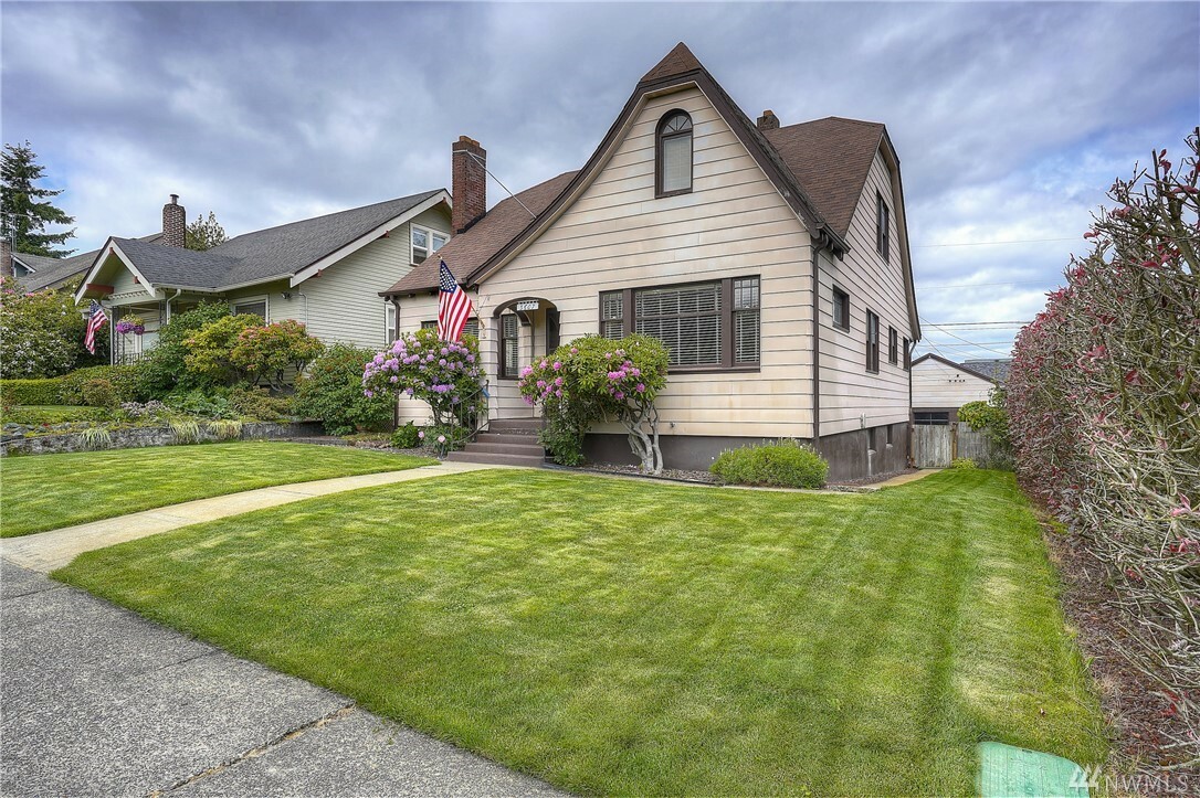 Property Photo:  3607 N 8th St  WA 98407 