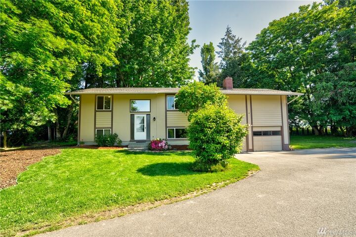 Property Photo:  12633 Markwood Rd  WA 98233 