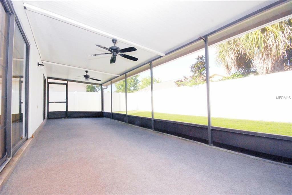 Property Photo:  1304 Rinkfield Place  FL 33511 