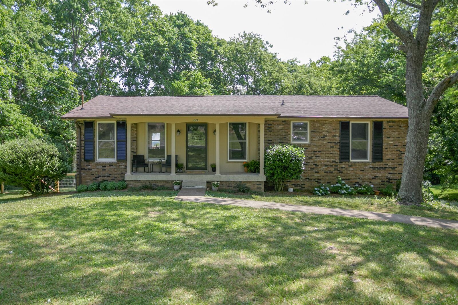 Property Photo: 136 Gatone Dr TN 37075