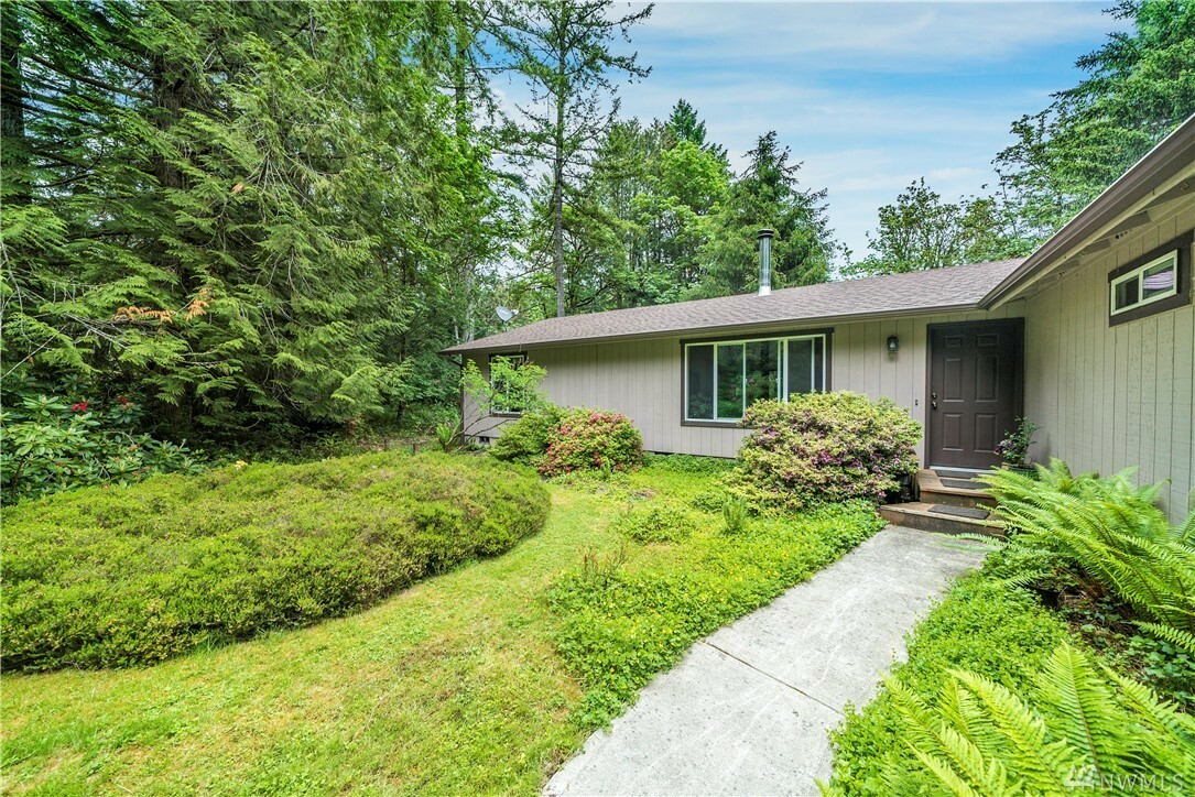 Property Photo: 8238 Steamboat Island Rd NW WA 98502