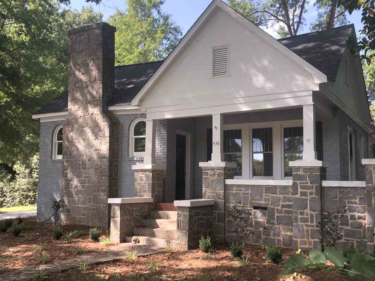 Property Photo:  438 Mills Ave  SC 29302-2776 