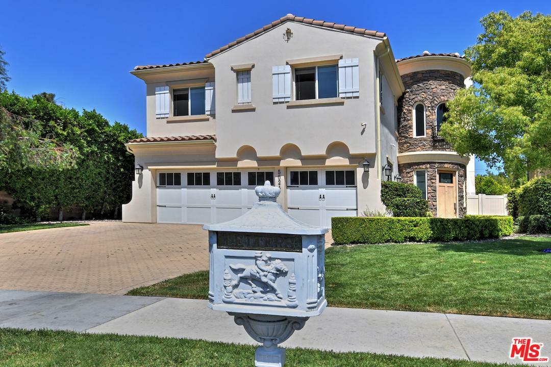 Property Photo: 5024 Gerald Ave CA 91436