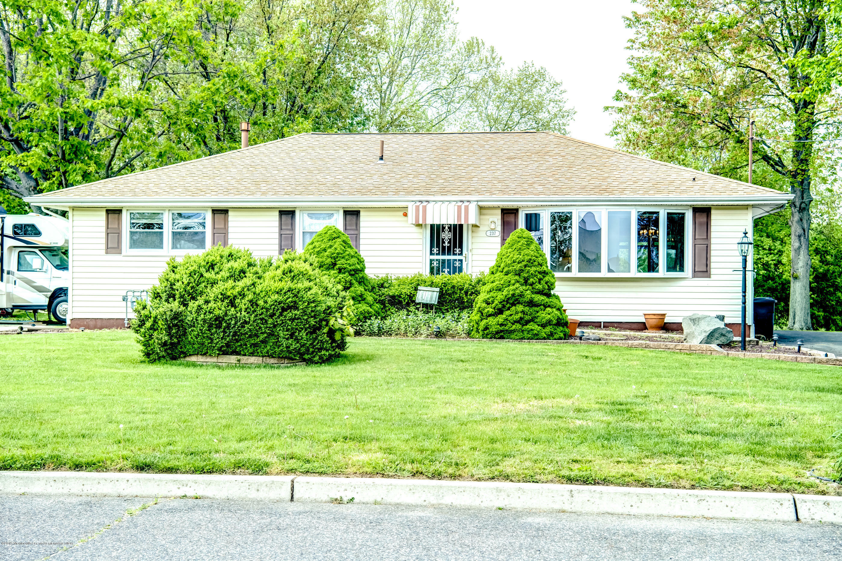 Property Photo:  237 Platt Avenue  NJ 08562 