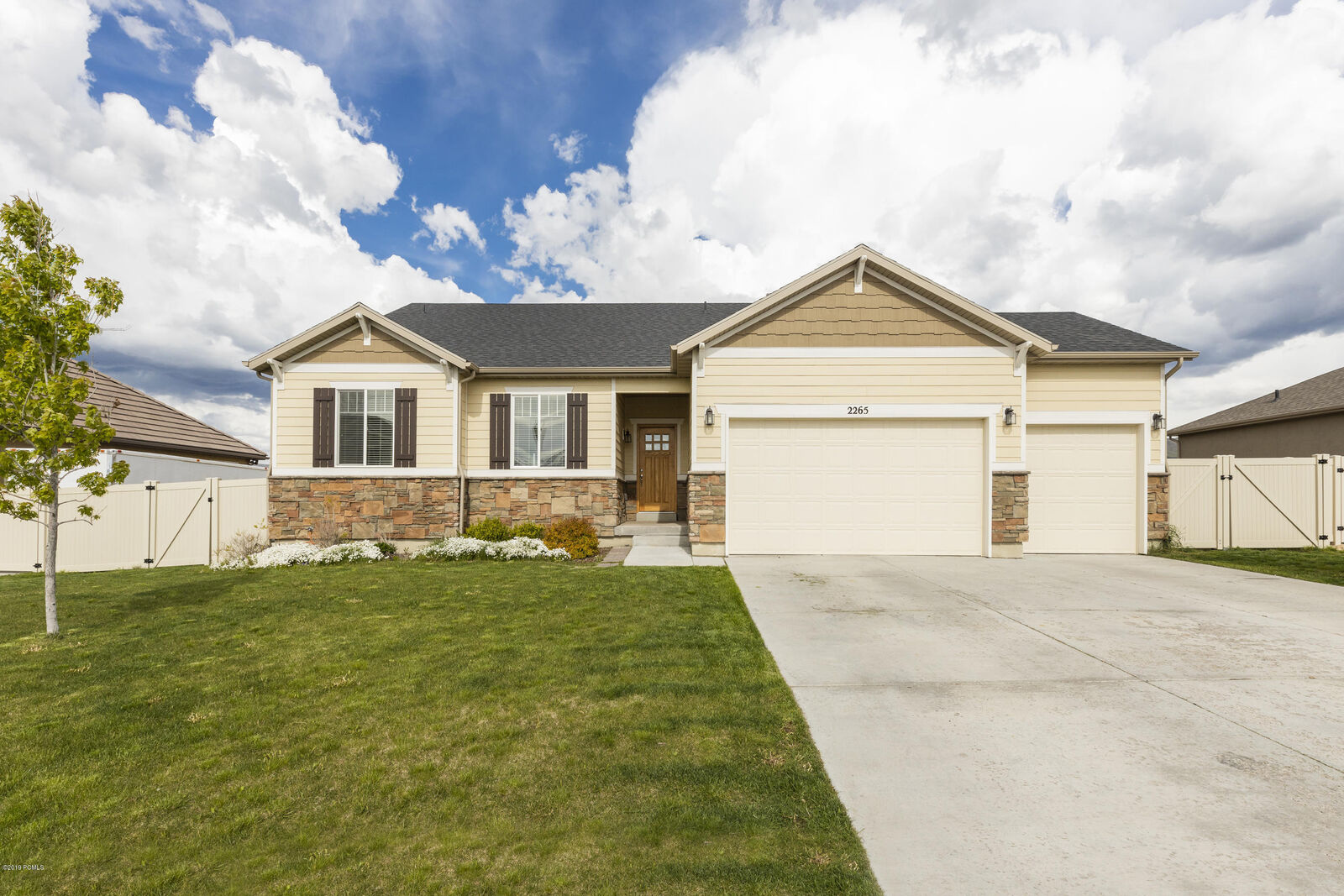 Property Photo:  2265 S 500 East  UT 84032 