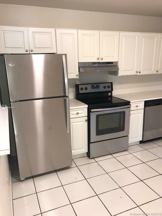 Property Photo:  5100 SW 41st St 214  FL 33023 