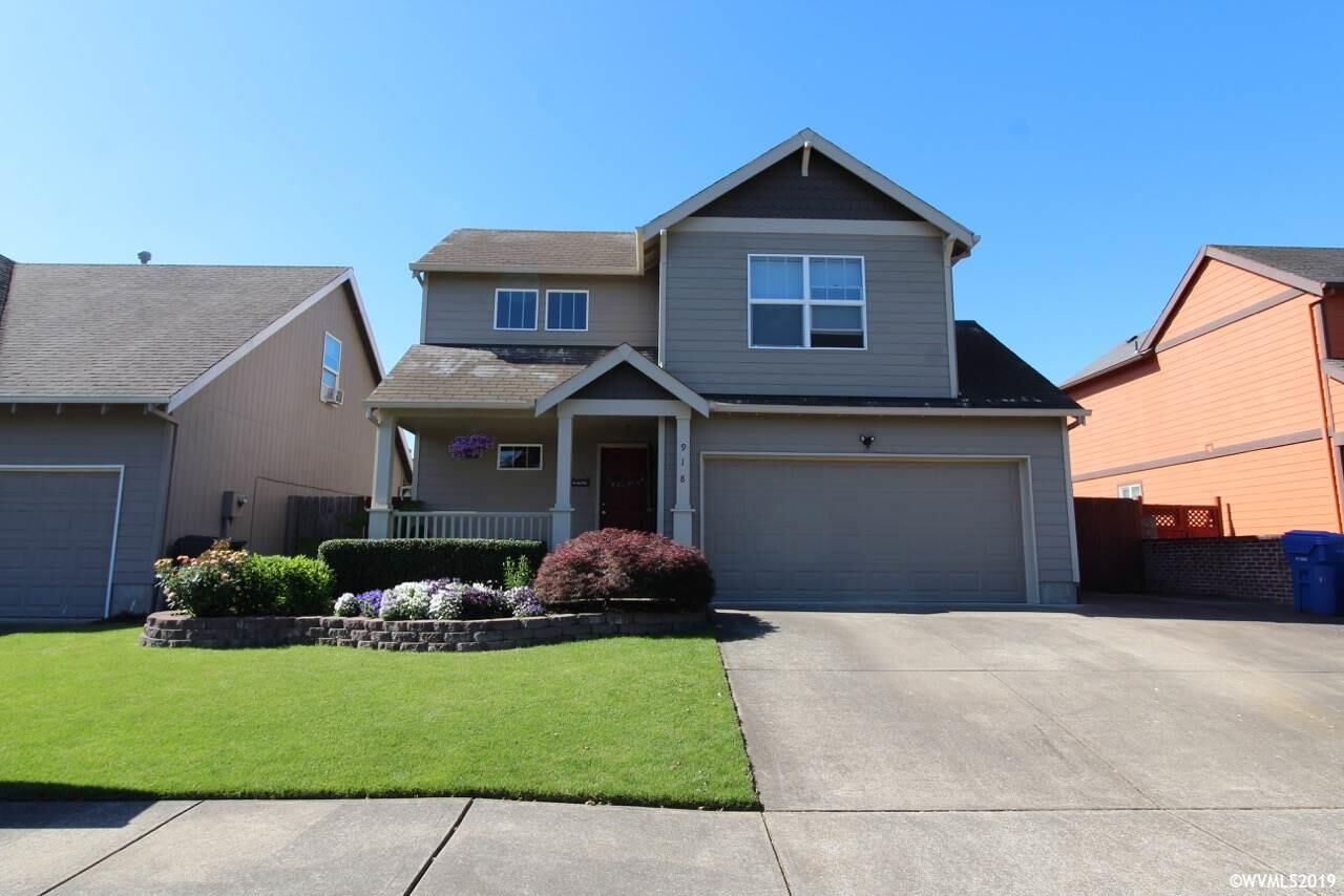 Property Photo:  918  Rupp Av NE  OR 97303 