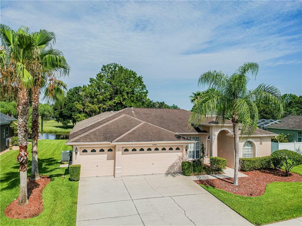 Property Photo:  16466 Turnbury Oak Dr  FL 33556 