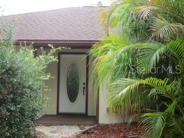 Property Photo:  3271 Shamrock Drive  FL 34293 