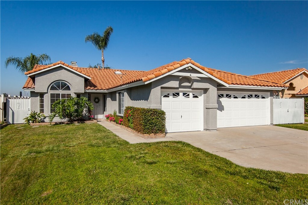 Property Photo:  25303 Howard Drive  CA 92544 