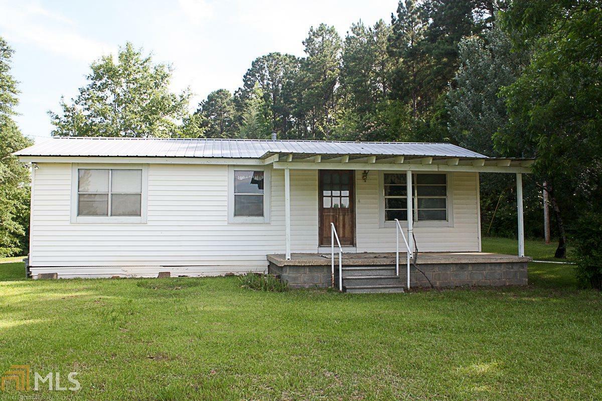 Property Photo:  10207 Veterans Memorial Pkwy  AL 36863 