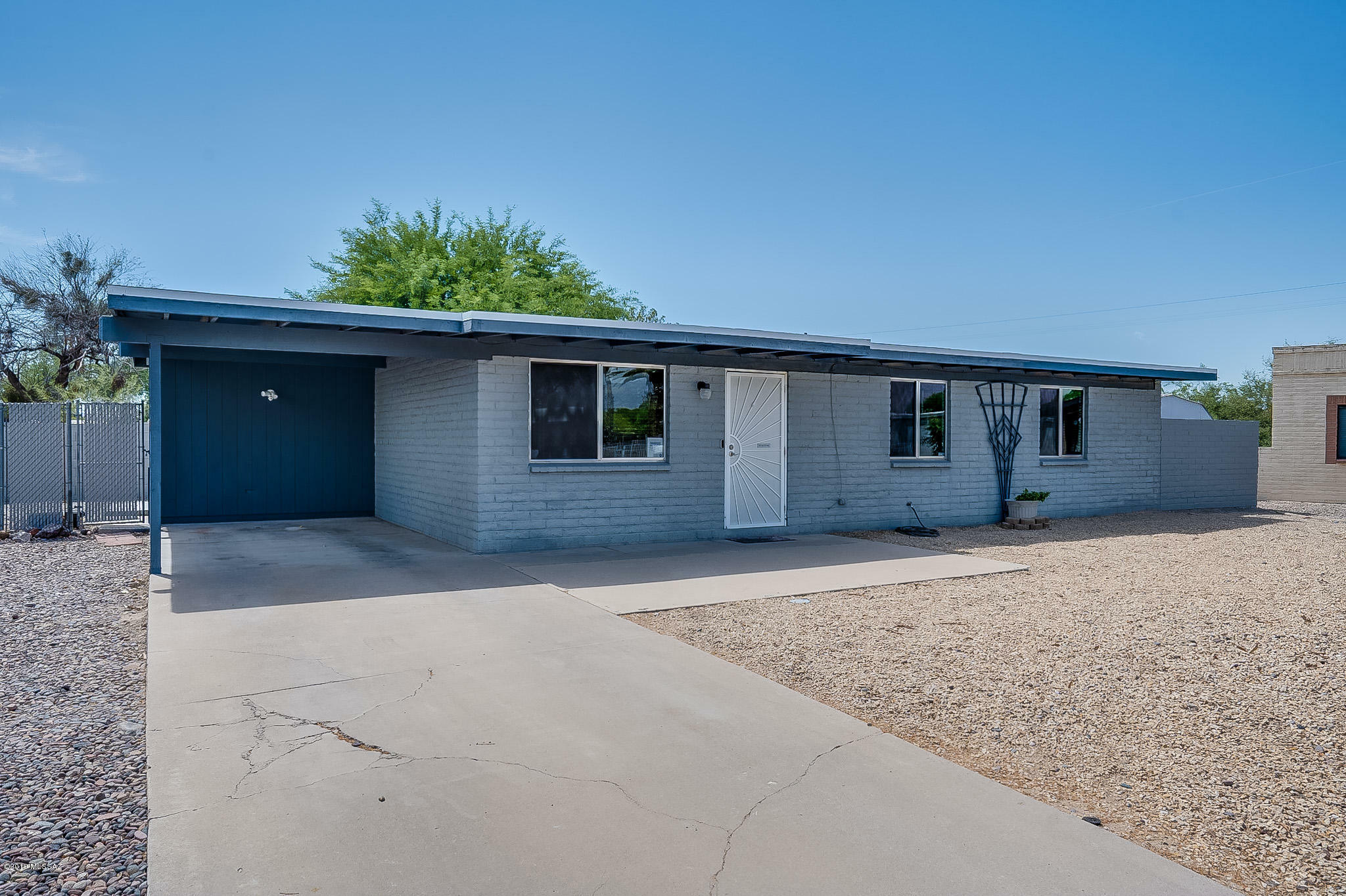Property Photo: 5971 N Ilene Place AZ 85741