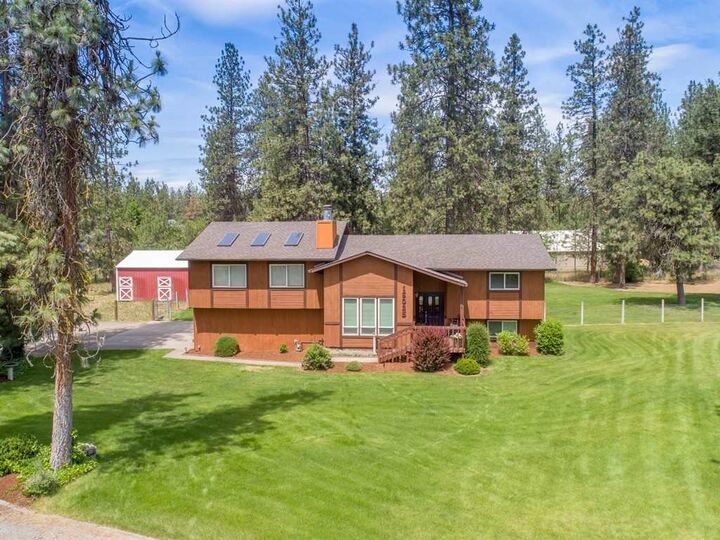 16025 N Tamarac Ct  Nine Mile Falls WA 99026 photo