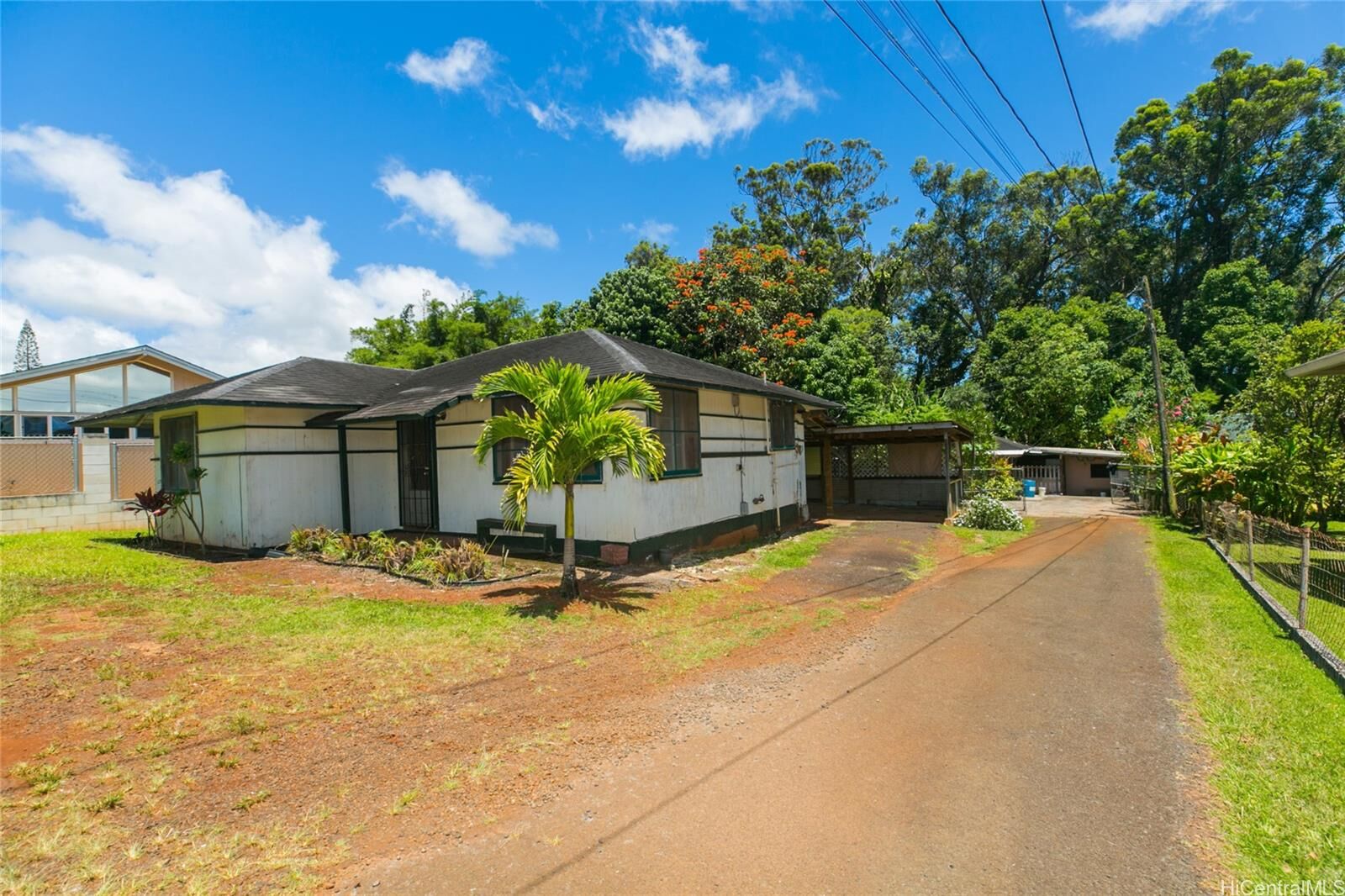 Property Photo: 1987 California Avenue HI 96786