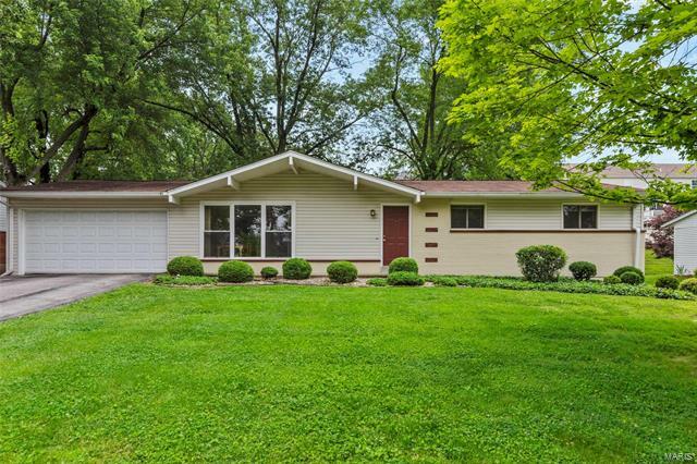 Property Photo: 11928 Craig View 63146