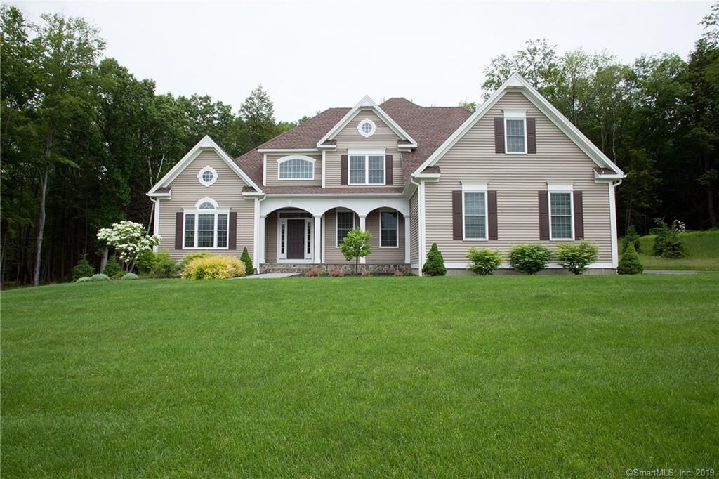 Property Photo:  27 Shallot Meadow Road  CT 06019 